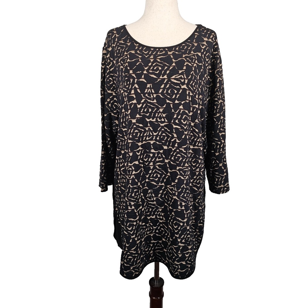 CJ Banks Tunic Top Size 1X Black Tan Geometric Pattern Long Sleeve Round Neck
